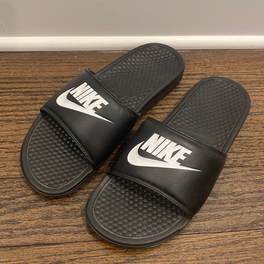 Black Nike Slides - men’s size 10